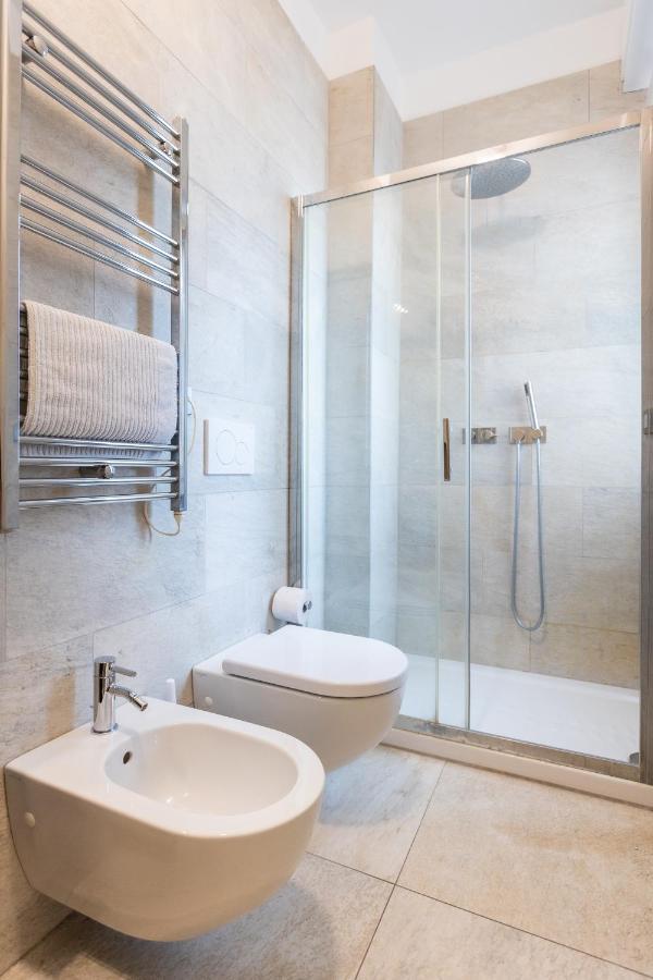 Apartment Rosselli 13 Milan